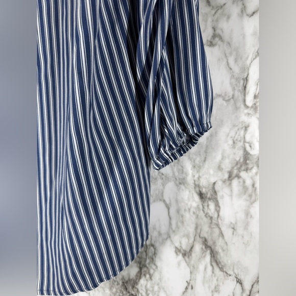 Grand & Greene Blue White Striped Ultra Soft Rayon Button Down Small Office - Picture 3 of 5